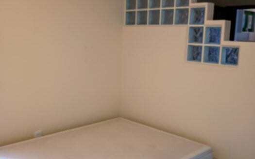 Alugo apartamento no bairro Campinas em São José – SC